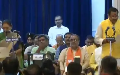 23 मंत्रियों ने ली योगी सरकार में शपथ