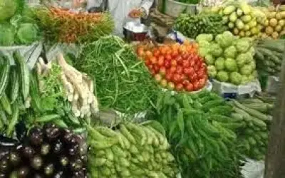 मानसून में महंगाई की मार, आसमान छू रहे सब्जियों के दाम
