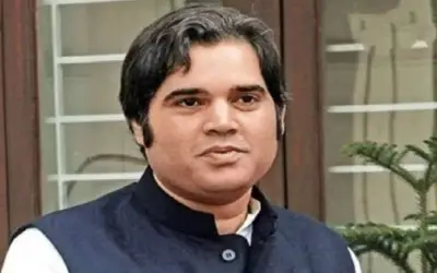 जन्म से मौत तक का ठेका ले रहीं सरकारें : वरुण गांधी