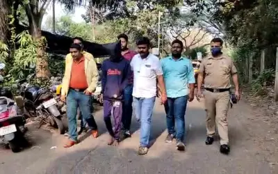 महिला टीचर को ब्लैकमेल करने वाला स्टूडेंट गिरफ्तार