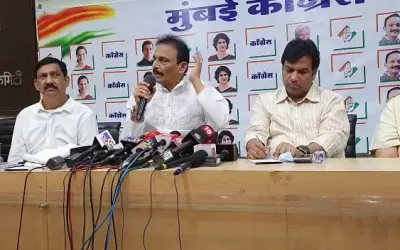महासभा की इजाजत नहीं मिलने से कांग्रेस ने बढ़ाई तारीख