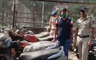 सोशल मीडिया से सीखी बाइक चुराने की ट्रिक, 4 गिरफ्तार
