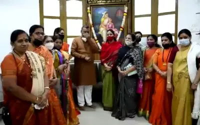 Photo Exhibition Program on the birth anniversary of Swami Vivekananda and Jijamata-in24news