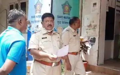 हफ्ता वसूली के आरोप में दो वकील समेत 4 लोग गिरफ्तार