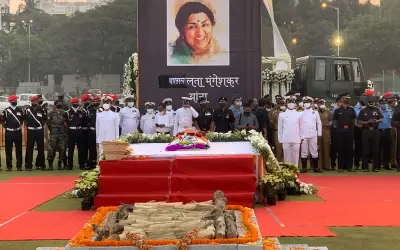 जहां किया गया अंतिम संस्कार, वहीं बने स्मृति स्थल, लता दीदी के फैंस की मांग