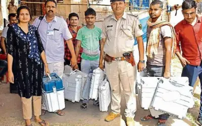सात राज्यों में पांच बजे तक 51.14 फ़ीसदी मतदान