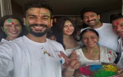 होली के रंग में रंगे बॉलीवुड स्टार्स और टीवी कलाकार