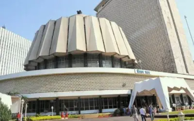 मंत्रालय के बाहर बनेगा चिकित्सालय 